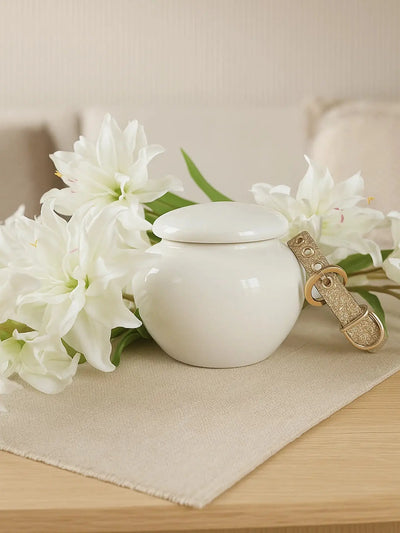 Candor en Minnepote Urne med egenskaper av keramikk og designet av Minnepote